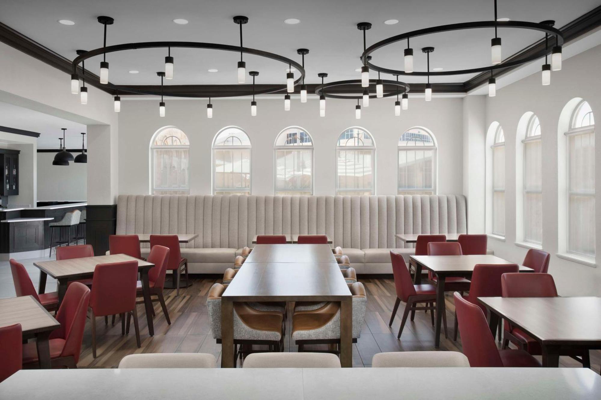 Hilton Garden Inn Ґранбері Екстер'єр фото