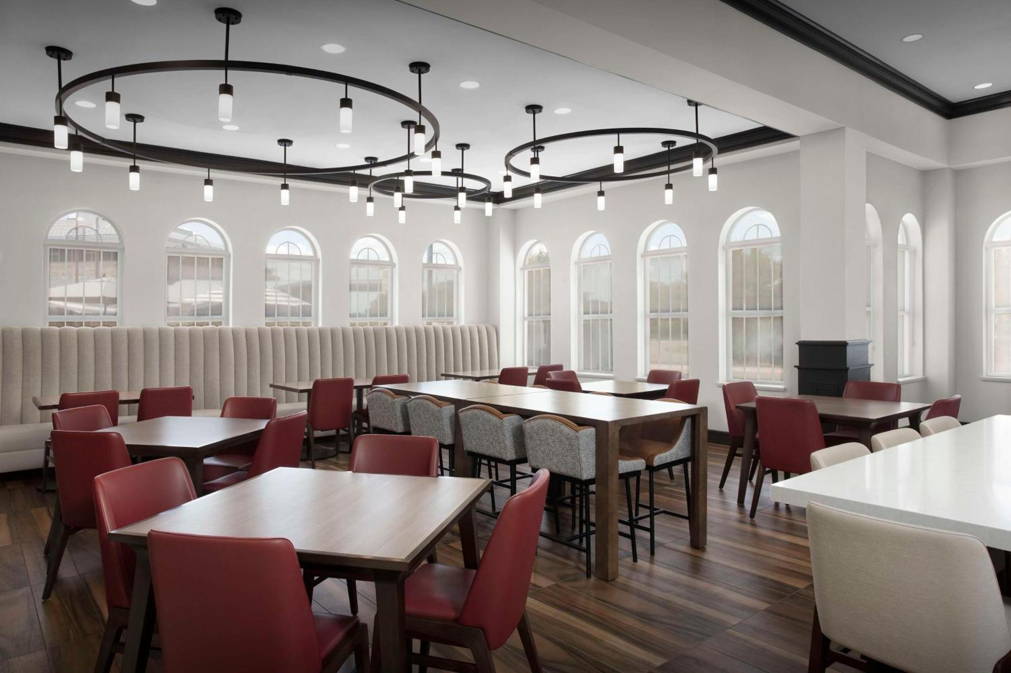Hilton Garden Inn Ґранбері Екстер'єр фото